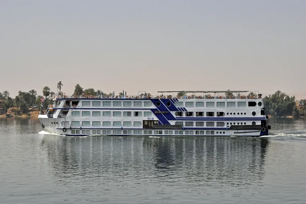 4 dias Cruzeiro pelo rio Nilo com cruzeiro Radamis I nile (1)