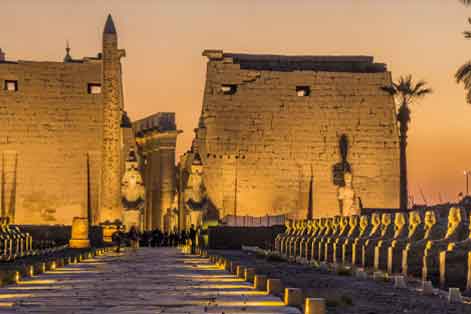 Lunes cruceros desde Luxor