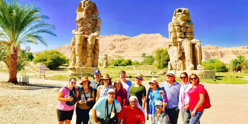 Pacote turístico de 3 dias em Luxor aswan e Abu Simbel (1)
