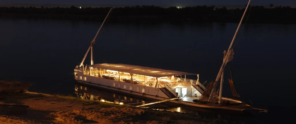 Dahabiya Crucero Nilo Lazuli King Farouk 4 Días Asuán Luxor