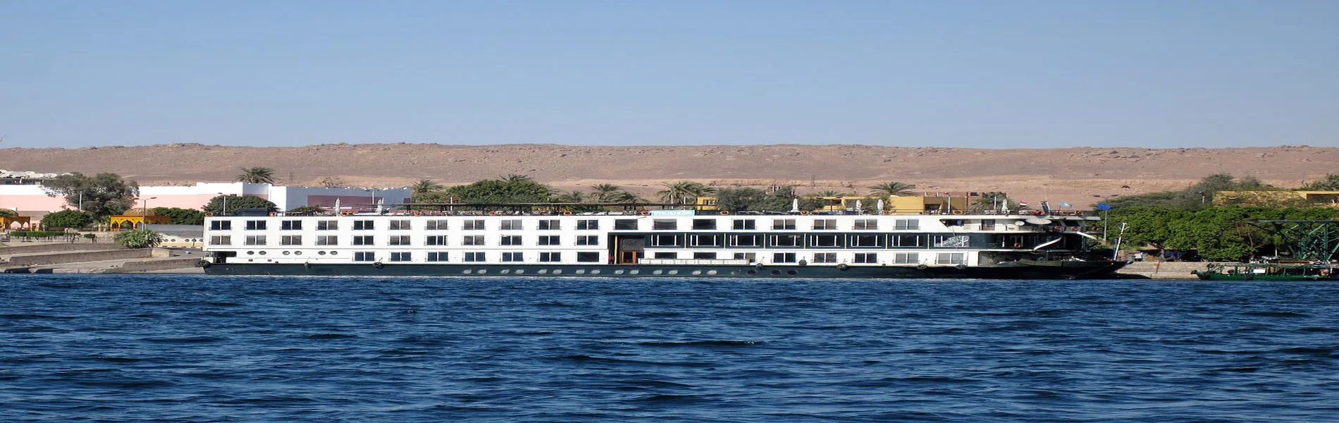 Zeina Nile Cruise cruise era (1) Zeina Nile Cruise cruise era (1)
