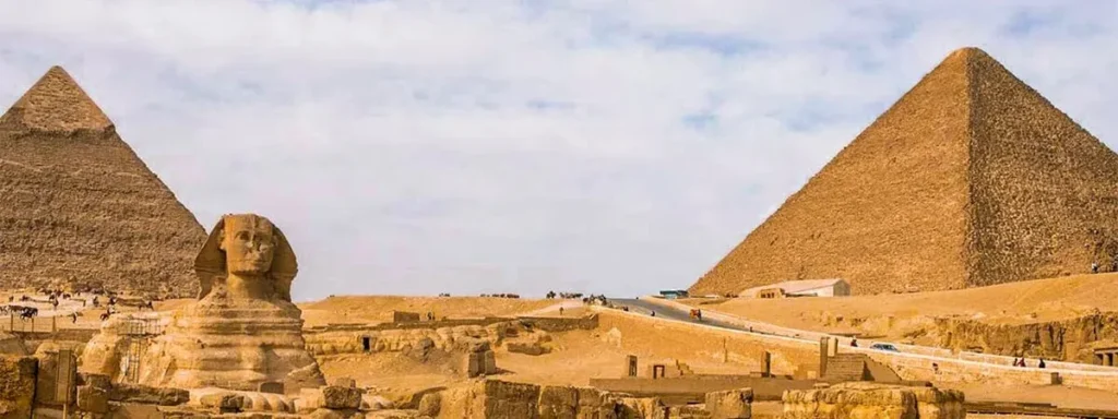 Egyptian Civilization Tour Best of Cairo Include the National Museum of Egyptian Cruise Era (1)